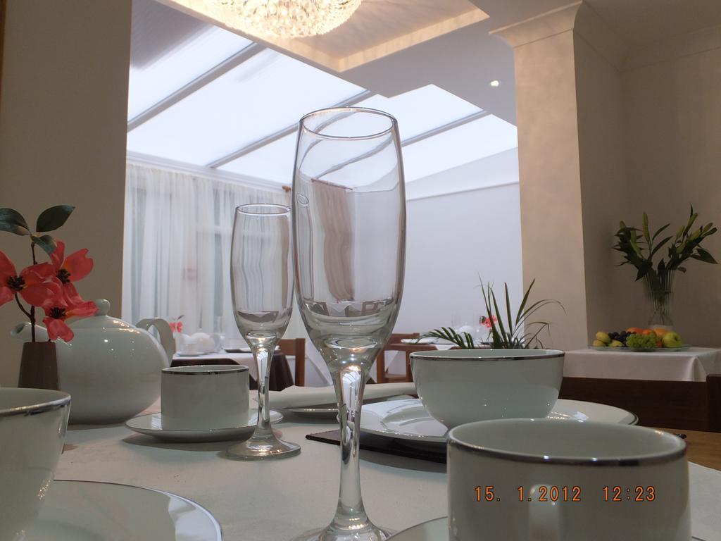 Jessamine House Hotel Gravesend Ngoại thất bức ảnh